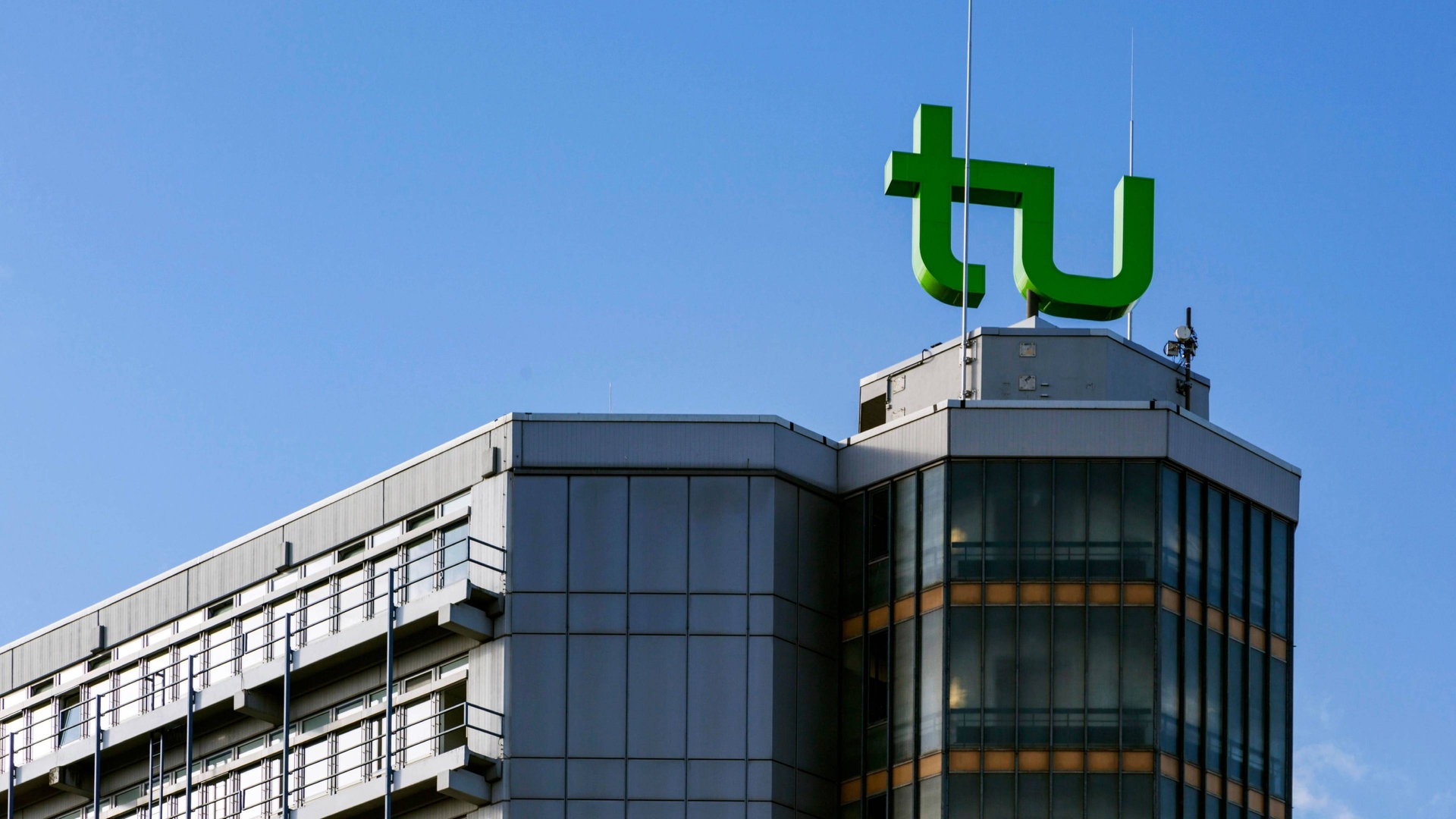 TU Dortmund University Faculty Building